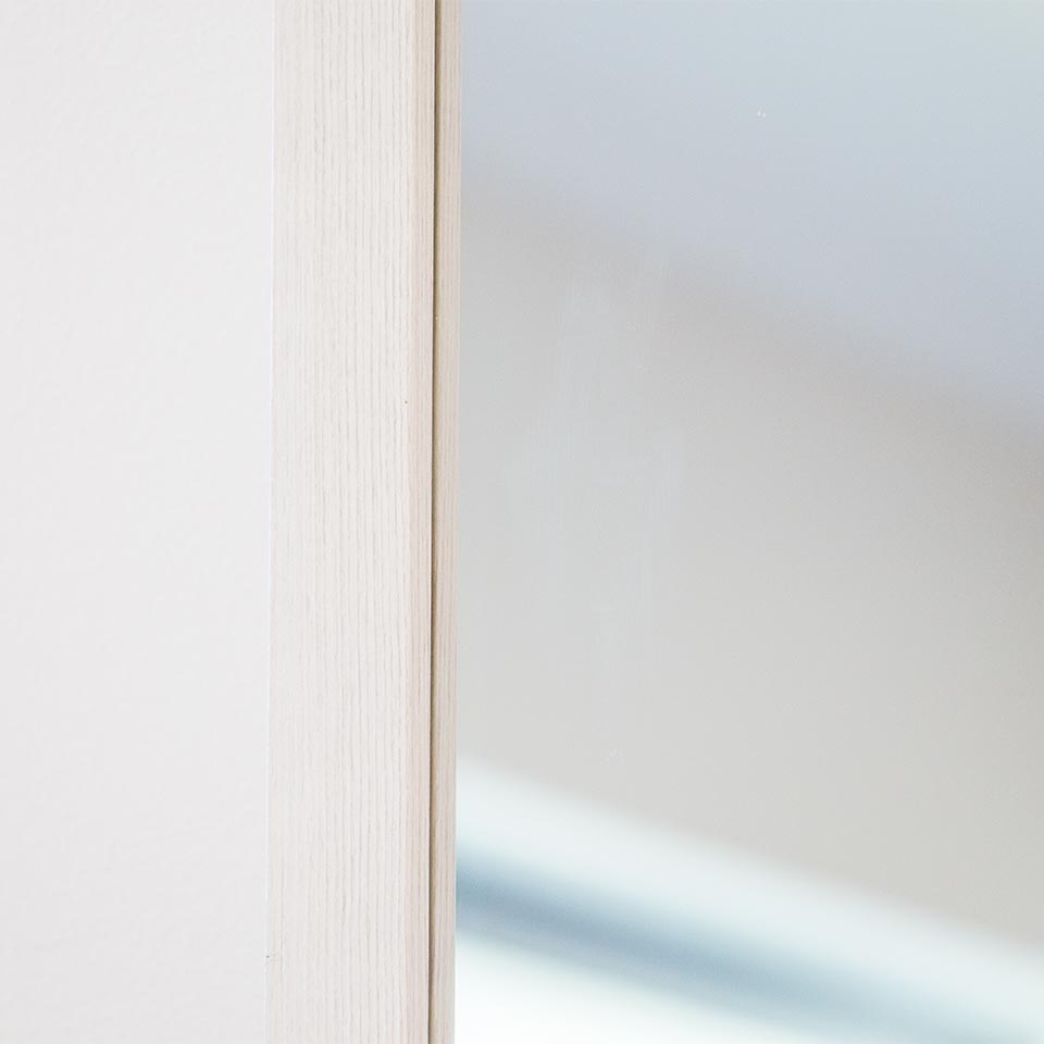 REFLECT Mirror 34.5x1.5x124.5cm