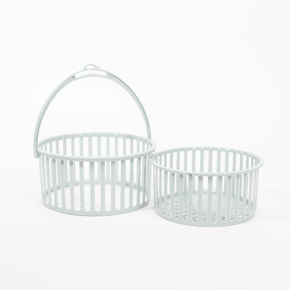 Conjunto de Cesto com 30 Molas para Roupa HOLDA