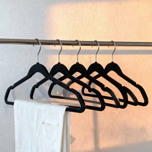 Conjunto de 5 cabides DOTGRIP Preto