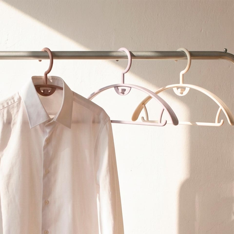 Set of 3 CINTRE Green hangers