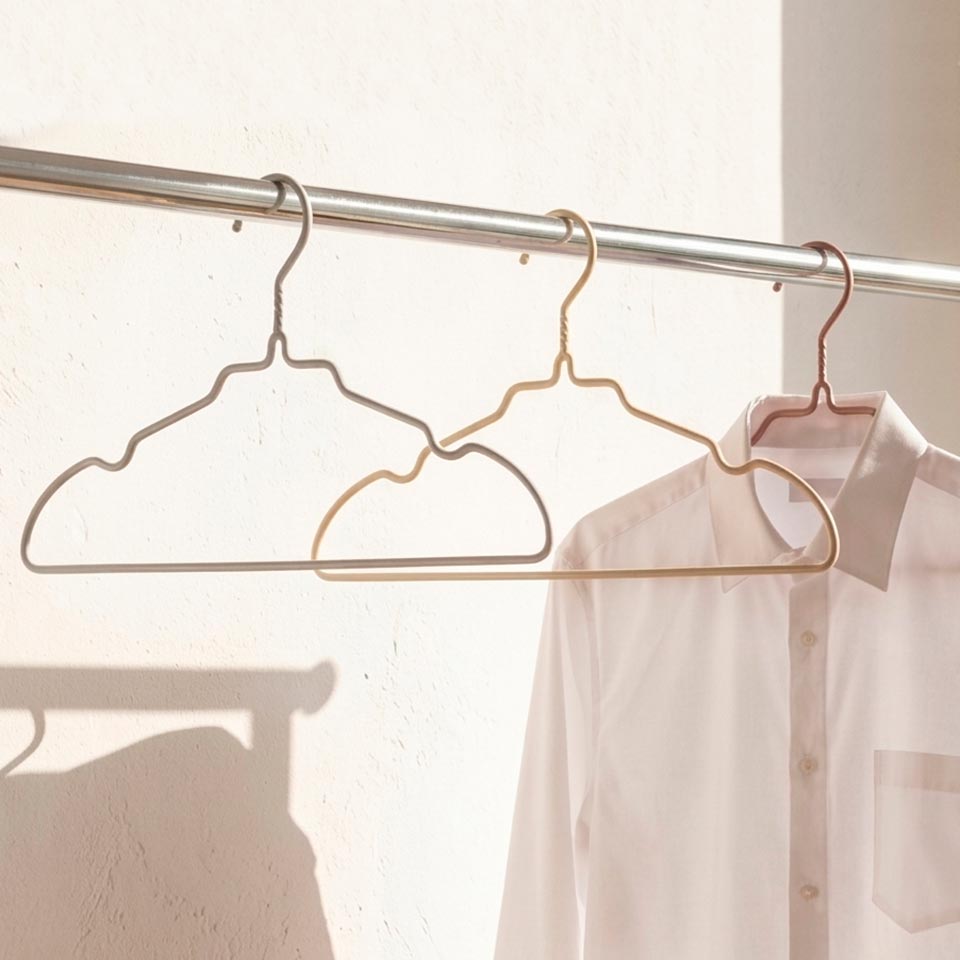 Set of 3 CINTRE Green hangers