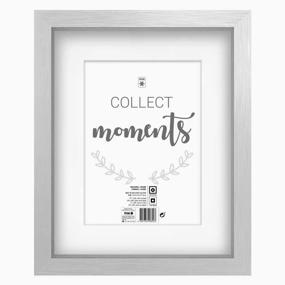 Moldura MOMENTS Prateada 20x25cm