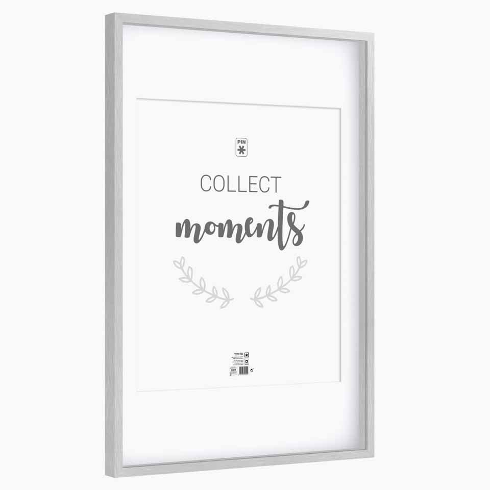 Moldura MOMENTS Prateada 60x90cm