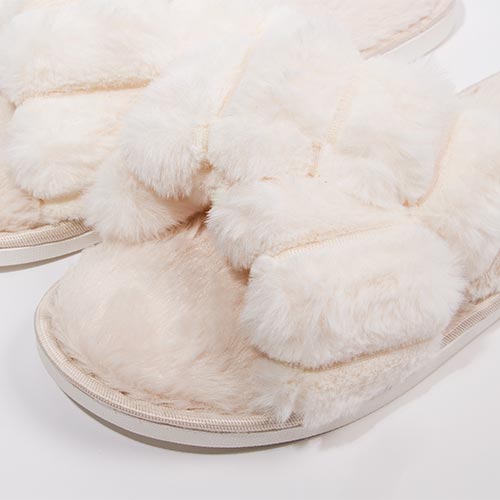 FLUFFY Ivory Slippers