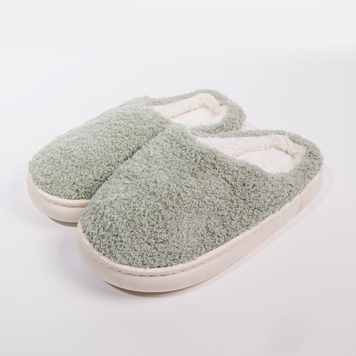 PECORA Green Slippers