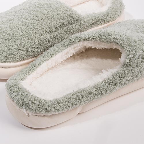 PECORA Green Slippers