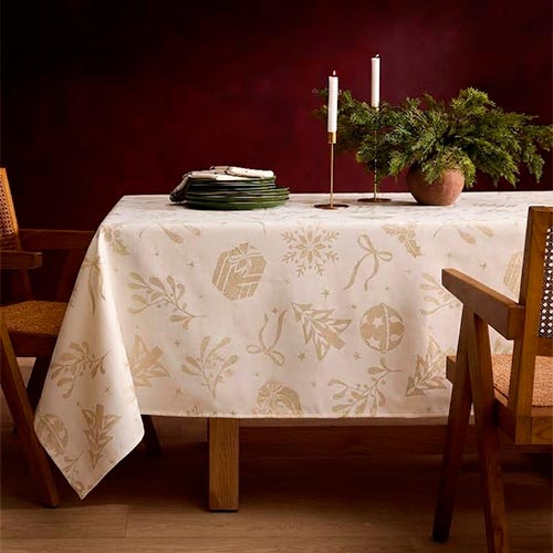 ALMÉA Red Tablecloth 140x200cm