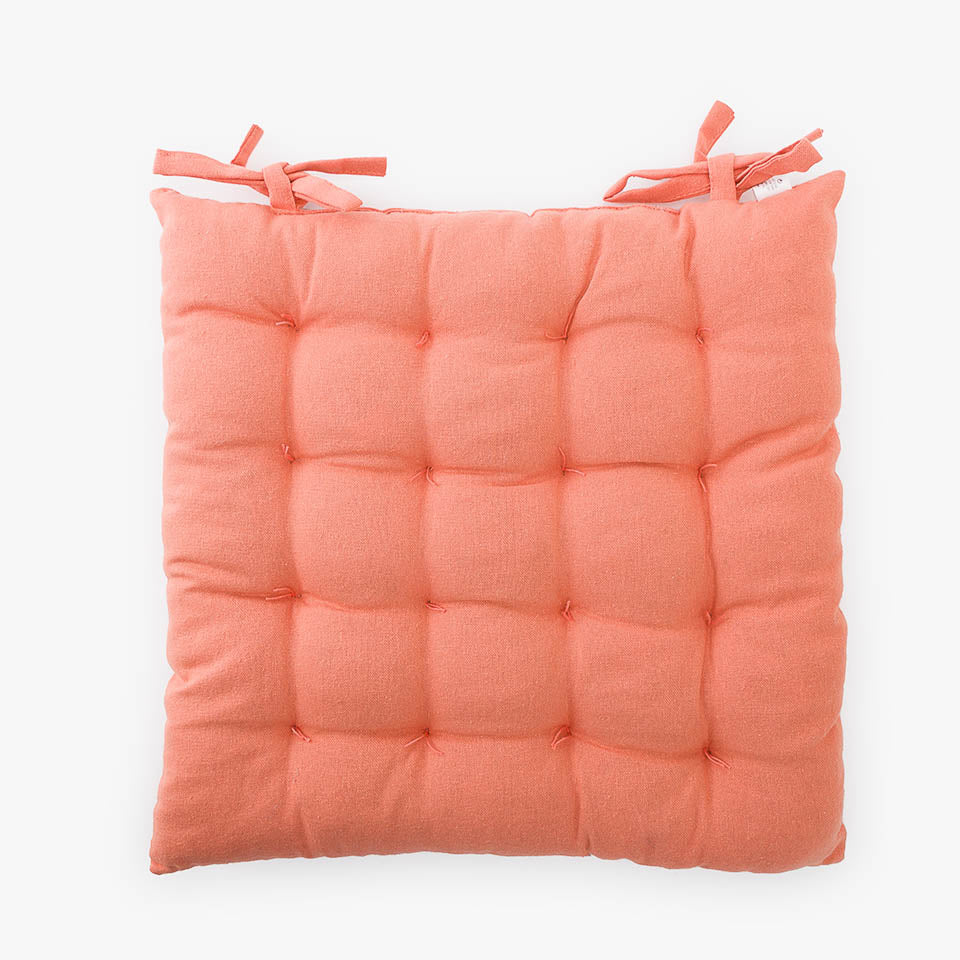 CUTE Peach Cushion 40x40cm